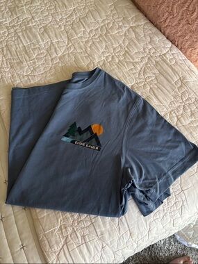 Eddie Bauer NWOT blue tee size Medium